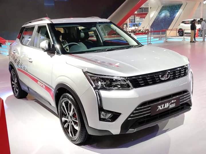 XUV300 Turbo Sport: महिंद्रा ने शुरू की एक्सयूवी 300 टर्बोस्पोर्ट की बुकिंग, जल्द मिलेगी डिलीवरी Mahindra start booking on its new xuv car check price feature and engine XUV300 Turbo Sport: महिंद्रा ने शुरू की एक्सयूवी 300 टर्बोस्पोर्ट की बुकिंग, जल्द मिलेगी डिलीवरी