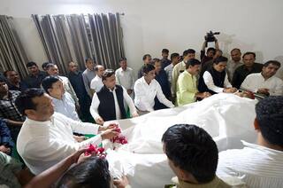 Mulayam Singh Yadav funeral: સૈફઇમાં આજે મુલાયમ સિંહના થશે અંતિમ સંસ્કાર, સંરક્ષણ મંત્રી સહિત અનેક રાજ્યોના CM થશે સામેલ