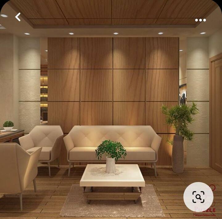 तब्बल साडेचार हजार स्क्वेअर फूट इतक्या जागेत हे कार्यालय असणार आहे.