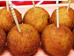 உருளைக்கிழங்கை வைத்து தயார் செய்யப்படும் பிரபலமான தின்பண்டங்கள் தெரியுமா!