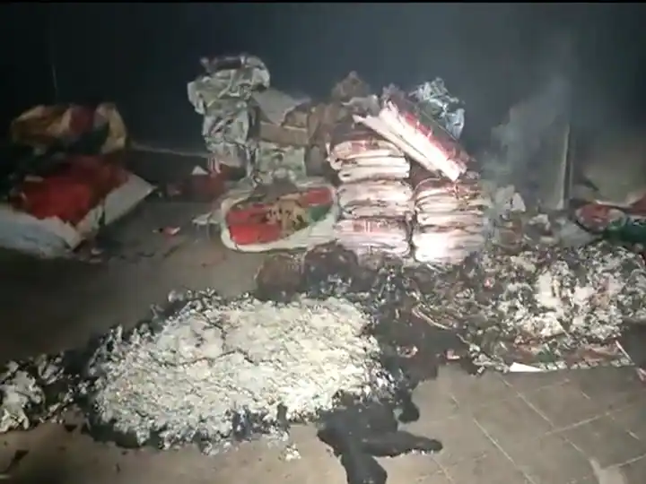 Telangana: Congress Office Set Afire In Munugode Assembly Constituency Telangana: Congress Office Set Ablaze In Munugode Assembly Constituency