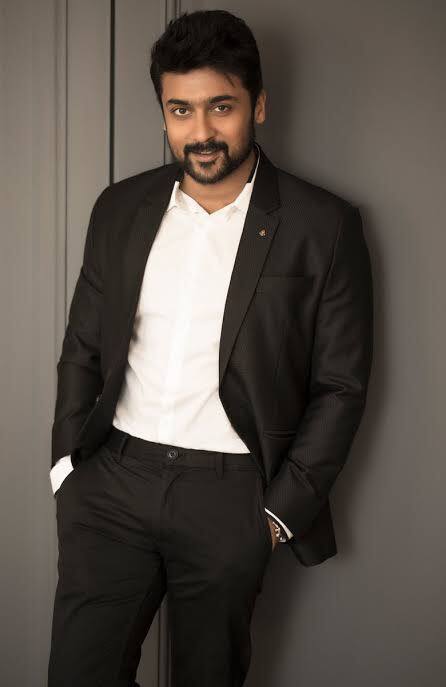 साउथ सिनेमा के सुपरस्टार सूर्या किसी अलग पहचान के मोहताज नहीं हैं. बता दें कि सूर्या का असली नाम श्रवनन शिवकुमार है.