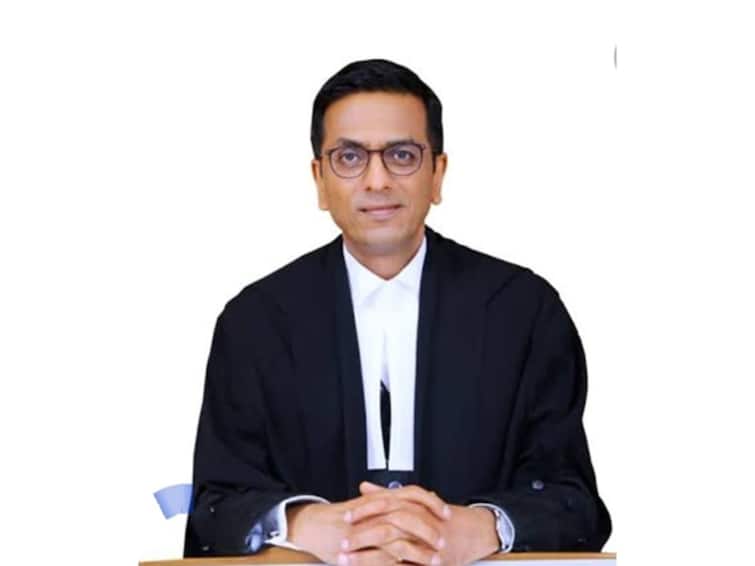 Chief Justice of India UU Lalit recommends the name of Justice DY Chandrachud as his successor 50th CJI  DY Chandrachud: ભારતના 50માં મુખ્ય ન્યાયાધીશ બનશે ડીવાય ચંદ્રચુડ