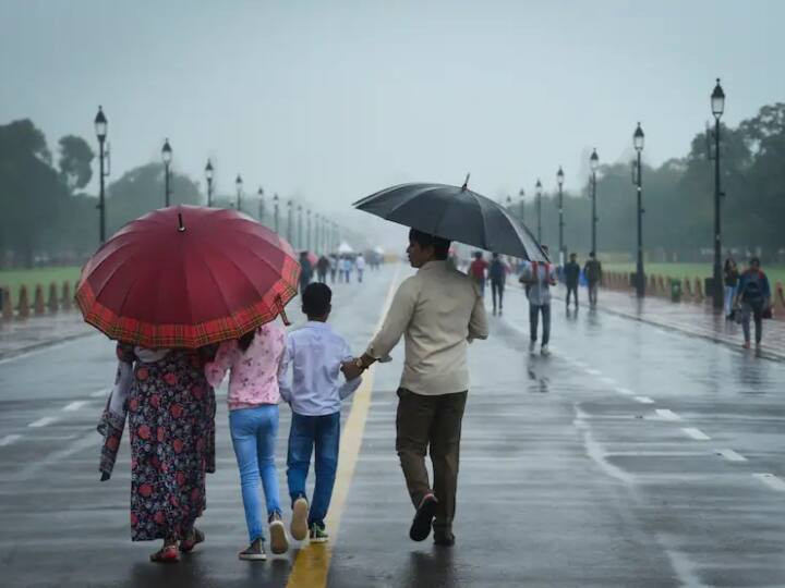 Delhi Weather Update 66 years record of rain broken in October 2022 Delhi Weather Update: दिल्ली में 66 साल बाद अक्टूबर में टूटा बारिश का रिकॉर्ड, जानिए- कब हुई कितनी बारिश