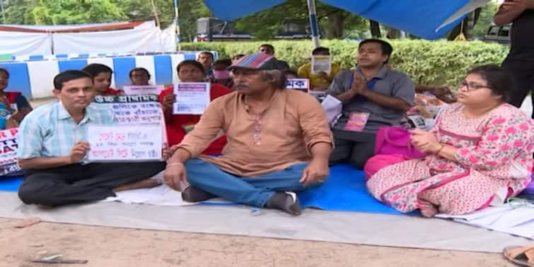 West Bengal Group C, Group D, Primary, Upper Primary Job Seekers Agitation Demanding job Job Seeker Agitation: 