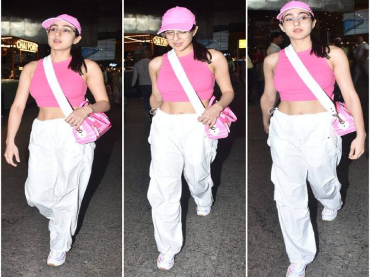 Sara Ali Khan Photos: बॉलीवुड की यंग एक्‍ट्रेस सारा अली खान मुंबई एयरपोर्ट पर स्‍पॉट हुईं. कैजुअल आउटफिट में वह काफी कूल लगीं. तस्‍वीरें आपके सामने रहीं.