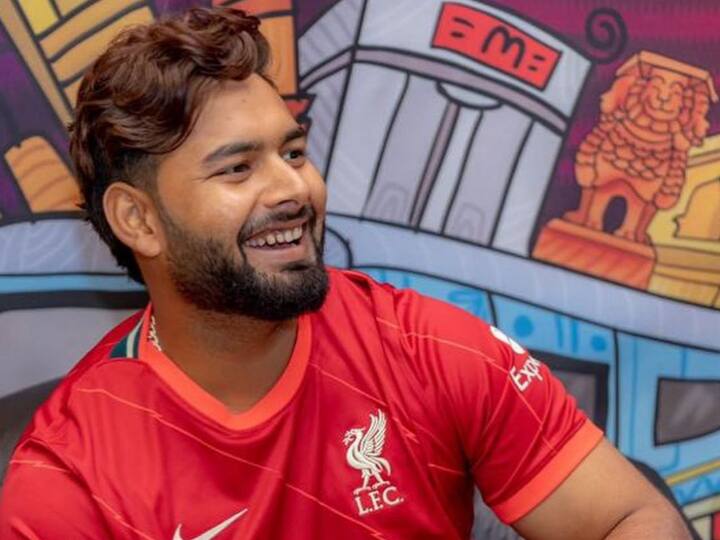 ऋषभ को भारत का 'गिलक्रिस्ट' भी कहा जाता है ये अपनी विस्फोटक बल्लेबाजी के लिए जाने जाते है.