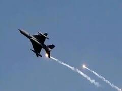 गोवा के पास नौसेना का मिग-29 क्रैश, पायलट ने समंदर में कूदकर बचायी जान