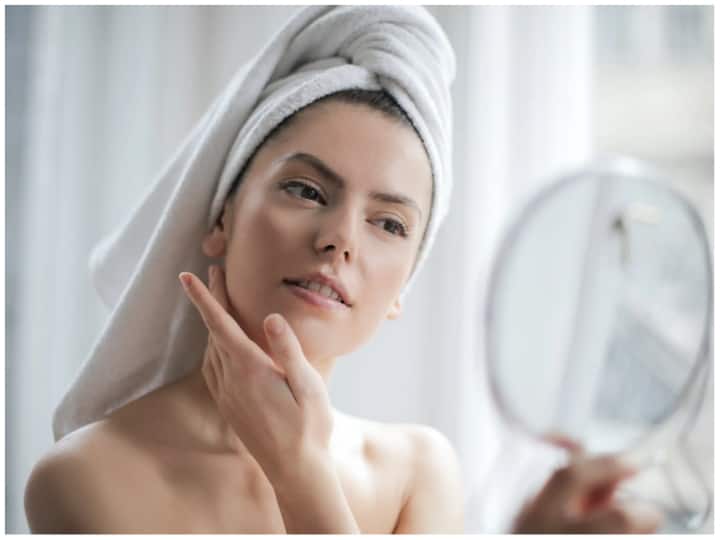Skin Care Tips: स्किन एक्सपर्ट क्यों देते हैं डेयरी प्रोडक्ट्स से परहेज करने की सलाह, क्या है वजह?