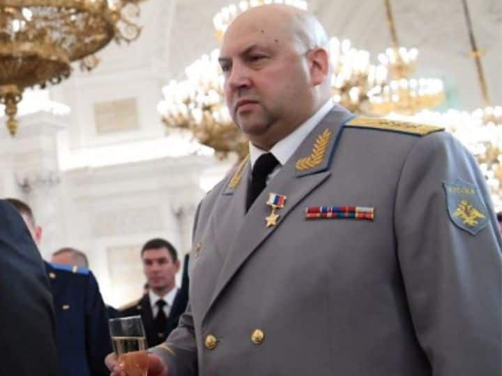 Russia Ukraine War now putin deployed most cruel and notorious general Sergey Surovikin abpp Ukraine Russia War: पुतिन ने  सबसे खूंखार जनरल को सौंपी कमान, क्या अब होकर रहेगा परमाणु युद्ध?