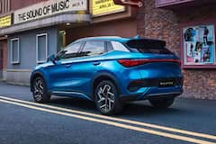 BYD Atto 3: চিনা এই ইভি নিয়ে আগ্রহের শেষ নেই বাজারে, কী বিশেষ রয়েছে গাড়িতে ?