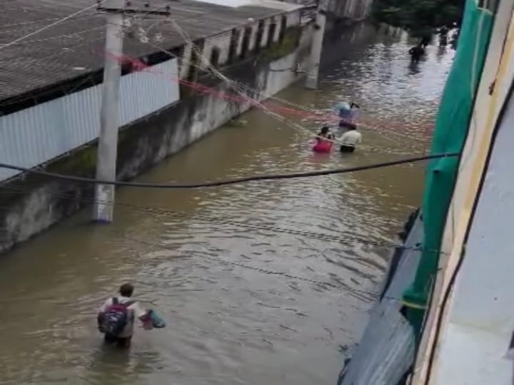 ஒரு மணிநேர மழைக்கே தாங்காத சென்னை.. நீர் வடிகால் பணிகள் முழுமை பெறவில்லை - ஆர்.பி.உதயகுமார்