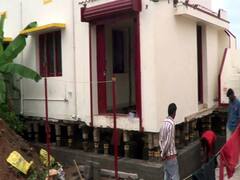 திண்டுக்கல் : ’ஹவுஸ் லிஃப்டிங் வித் ஜாக்கி' தொழில்நுட்பம் மூலம் சீரமைக்கப்பட்ட வீடு.. ஒரு தொகுப்பு..