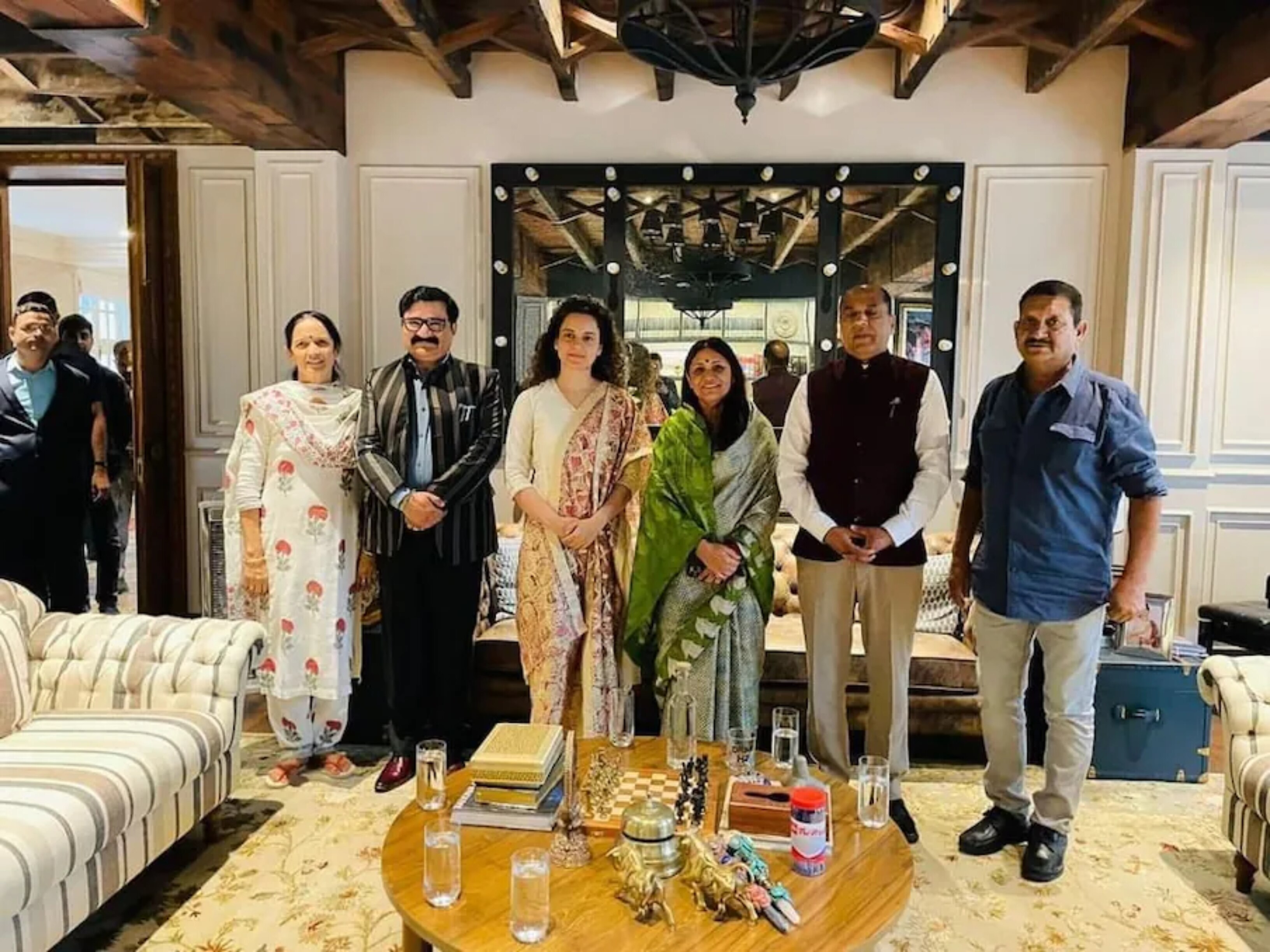 Kangana Post: मनाली में मुख्यमंत्री से मिलीं कंगना रनौत, हिमाचली नाश्ते से यूं किया उनका स्वागत