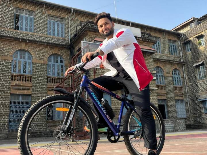 ऋषभ पंत टीम इंडिया के महानतम कप्तानों में से एक महेंद्र सिंह धोनी को अपना आइडियल मानते हैं.