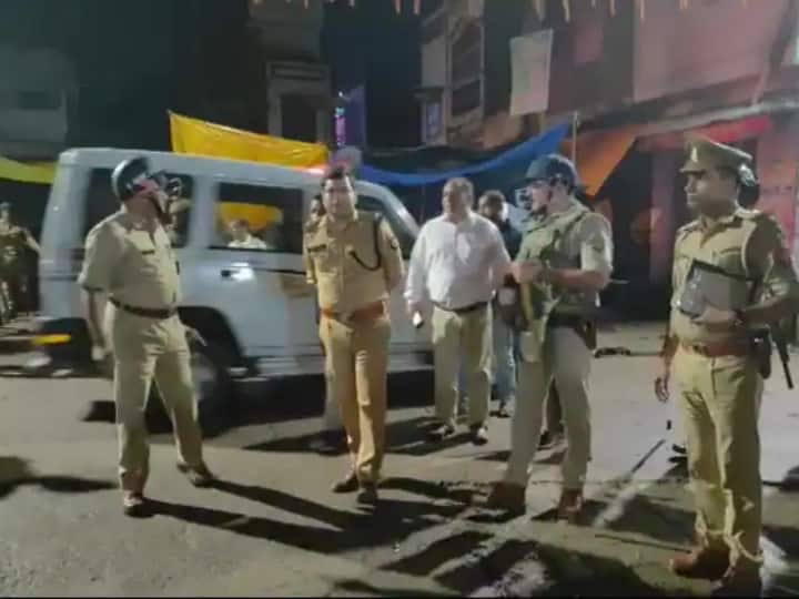 Gonda Uttar Pradesh Tension after objectionable post about Prophet Mohammad police deployed Gonda News: सोशल मीडिया पर 'आपत्तिजनक' पोस्ट को लेकर तनाव, पथराव के बाद 25 गिरफ्तार, पुलिस तैनात