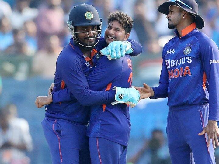 India vs South Africa 3rd ODI Kuldeep Yadav says about bowling target delhi IND vs SA: रिजल्ट की जगह 'प्रोसेस' पर फोकस करते हैं Kuldeep Yadav, बताया दिल्ली की पिच में क्या रहा खास