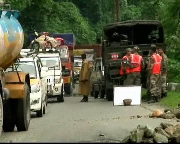 North Bengal Weather Update Heavy Rain In Jalpaiguri, Darjeeling, Sikkim, Kalimpong Kalimpong : আসছে দুর্যোগ, জল বাড়ছে তিস্তায়, কালিম্পং-এ বিশেষ ব্যবস্থা