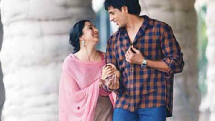শুধু তাই নয়, অগ্নিসাক্ষী করে বিয়েতে কিয়ারা এবং সিদ্ধার্থের আগ্রহ নেই বলে খবর। বরং আইনি মতেই তাঁরা বিয়ে সারবেন এবং পরে ইন্ডাস্ট্রির সকলের জন্য রিসেপশনের আয়োজন করবে বলে শোনা যাচ্ছে।