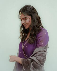 Kalyani Priyadarshan: புன்னகைப் பூ கல்யாணி பிரியதர்ஷன்... லேட்டஸ்ட் க்ளிக்ஸ்!