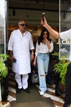 Janhvi Kapoor Pics: ‘मिली’ टीजर के बीच पिता बोनी और बहन खुशी के स्पॉट हुईं जाह्नवी कपूर, देखें तस्वीरें