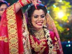 करवा चौथ पर दुल्हन सी सजी निधि झा, यश कुमार के लिए एक्ट्रेस ने रखा व्रत