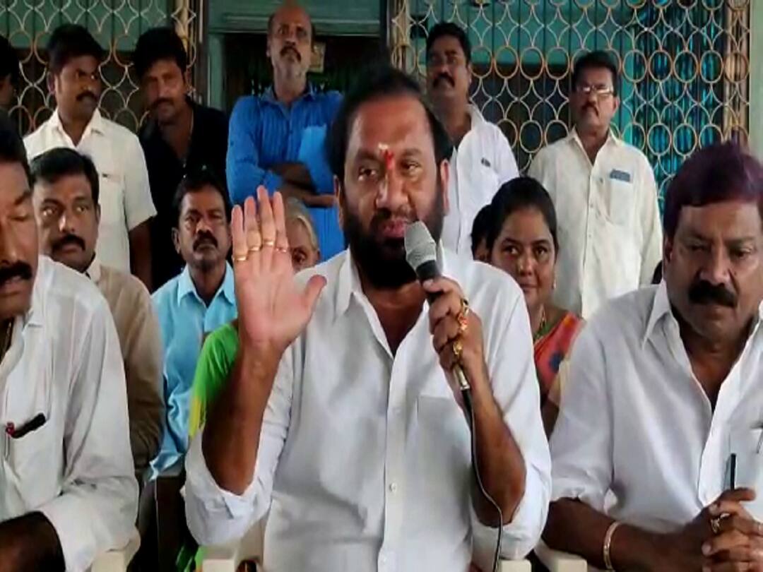 MLA Prasanna: కాళ్లు పట్టుని బతిమాలలేదు, పట్టుకుని లాగేశాడు - చంద్రబాబుపై వైసీపీ ఎమ్మెల్యే సంచలనం mla prasanna reveals viceroy hotel secret amid chandrababu comments on unstoppable show DNN MLA Prasanna: కాళ్లు పట్టుని బతిమాలలేదు, పట్టుకుని లాగేశాడు - చంద్రబాబుపై వైసీపీ ఎమ్మెల్యే సంచలనం