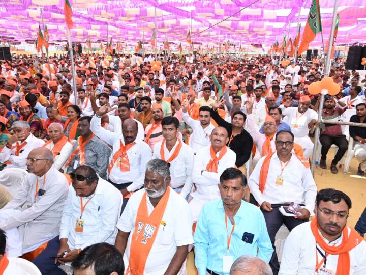 बीजेपी ने आठ से नौ दिनों की कुल पांच गौरव यात्राओं की योजना बनाई है. अभियान के तहत पार्टी लगभग 144 विधानसभा क्षेत्रों में प्रचार करेगी.