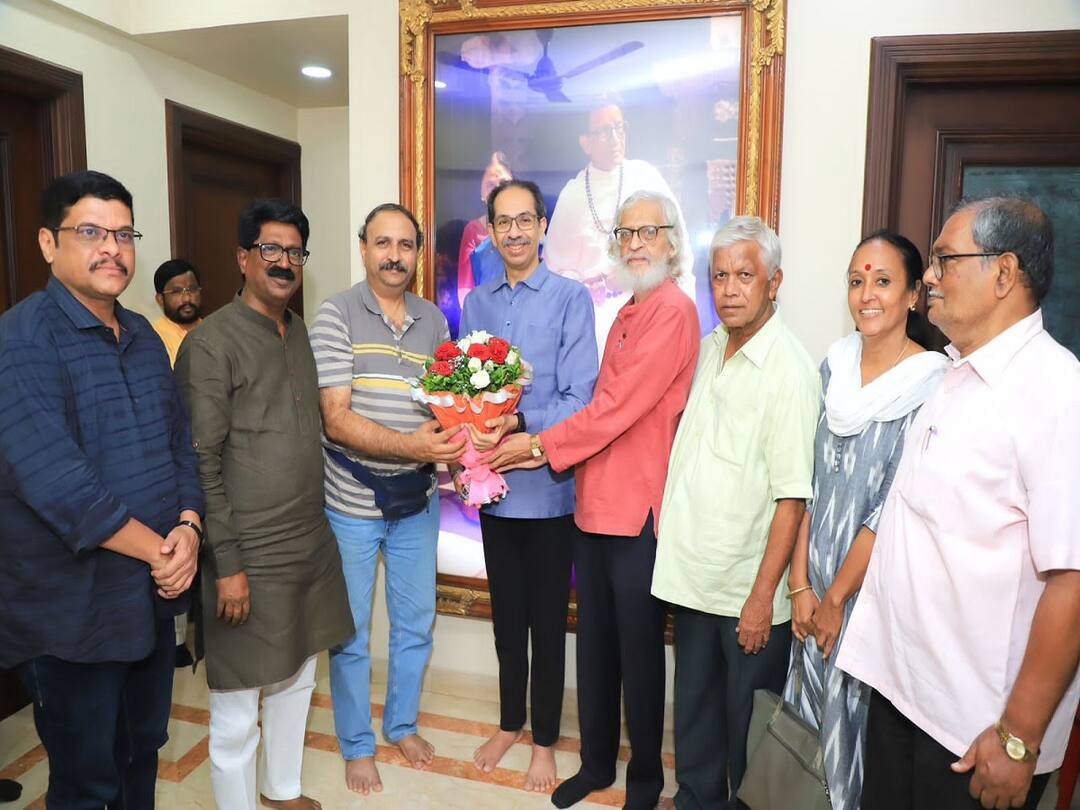 Shivsena Communist: कट्टर राजकीय विरोधक असणाऱ्या शिवसेनेला पाठिंबा का दिला? सीपीआयने स्पष्टच सांगितले... maharashtra politics why communist party of india support shivsena uddhav thackeray faction in andheri bypoll Shivsena Communist: कट्टर राजकीय विरोधक असणाऱ्या शिवसेनेला पाठिंबा का दिला? सीपीआयने स्पष्टच सांगितले...