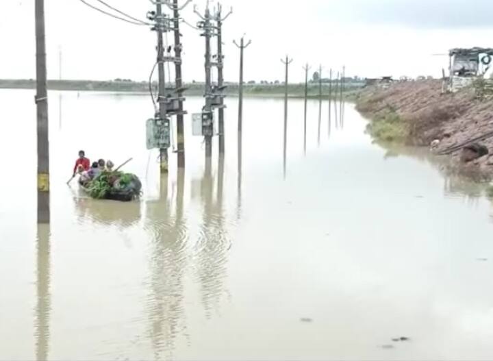 CM Yogi Adityanath will visit flood affected areas in Gorakhpur and distribute relief material to the victims ANN Gorakhpur News: गोरखपुर के बाढ़ प्रभावित इलाकों का आज दौरा करेंगे सीएम योगी आदित्यनाथ, पीड़ितों को बांटेंगे राहत सामग्री