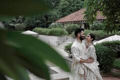 Karwa Chauth 2022: मौनी रॉय ने पहले करवा चौथ सेलिब्रेशन की तस्वीरें की शेयर, हाथों में लगाई पिया सूरज के नाम की मेहंदी