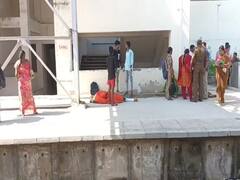 சென்னையில் காதலியை ரயில் முன் தள்ளிவிட்ட காதலன்.....காரணம் என்ன..?