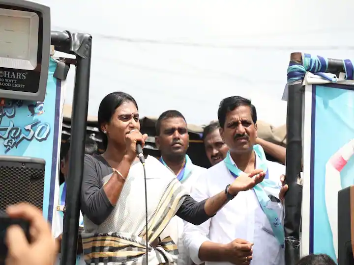 Telangana: YSRTP President YS Sharmila Promises To Give Zero Interest Loans If Voted To Power