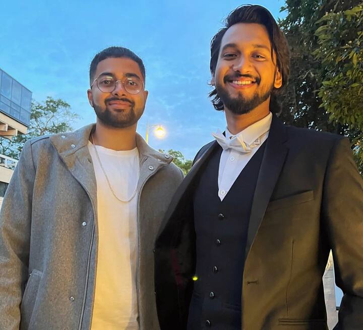 তবে এই অনুষ্ঠান ছিল পুজোর আগে, উজান সোশ্যাল মিডিয়ায় জানিয়েছেন, ২৩ সেপ্টেম্বর শংসাপত্র পেয়েছেন তিনি।