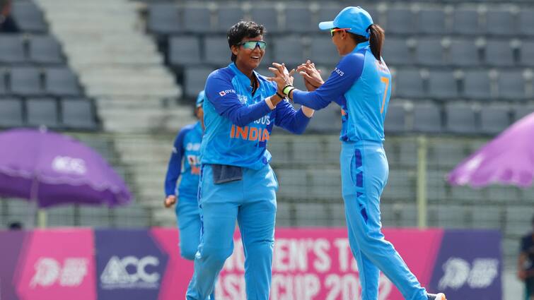 India captain Harmanpreet Kaur full of praise for Deepti Sharma after reaching Women's Asia Cup final Women's Asia Cup: অনবদ্য দীপ্তির প্রশংসায় পঞ্চমুখ ভারতীয় অধিনায়ক হরমনপ্রীত