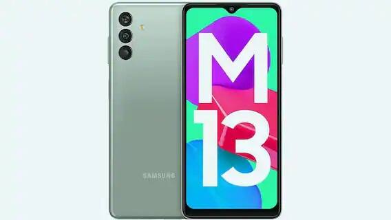 સેમસંગ ગેલેક્સી એમ13 - સેમસંગે ગેલેક્સી M13નો બેટરી બેકઅપ 6000 mAh છે. જો તમે એવો ફોન ઇચ્છો છે કે જે એકવાર ચાર્જ કરવા પર 1.5 દિવસ સુધી કામ કરે, તો આ ફોન બેસ્ટ ઓપ્શન સાબિત થઇ શકે છે. આ ફોનમાં એક ખરાબ વાત એ છે કે આને પુરેપુરો ચાર્જ થવામાં 1.5 કલાકનો સમય લાગે છે, પરંતુ ખુબી એ છે કે આને વારંવાર ચાર્જિંગ પર લગાવવાની જરૂર પડતી.