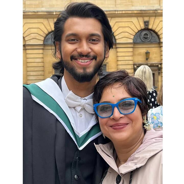 তাঁর কাছে যে ছেলে সবসময় ছোট, একরত্তি! সোশ্যাল মিডিয়ায় এক গর্বিত মায়ের অনুভূতি উজাড় করে দিলেন চূর্ণী গঙ্গোপাধ্যায় (Churni Ganguly)। ছেলে উজান গঙ্গোপাধ্যায় (Ujaan Ganguly) অক্সফোর্ডের শংসাপত্র পেয়েছে যে...