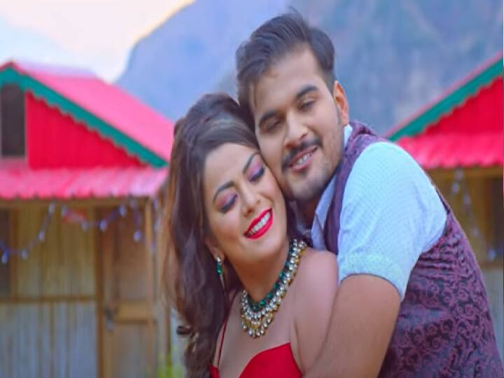 भोजपुरी के इस गाने को कल्लू ने प्रियंका सिंह के साथ मिलकर गाया है. फैंस इस गाने को काफी पसंद कर रहे.