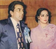 Hema Malini Unseen PICS: हेमा और धर्मेंद्र का 42 साल का खूबसूरत शादीशुदा जीवन, देखिए वेटरन बॉलीवुड कपल की अनदेखी तस्वीरें