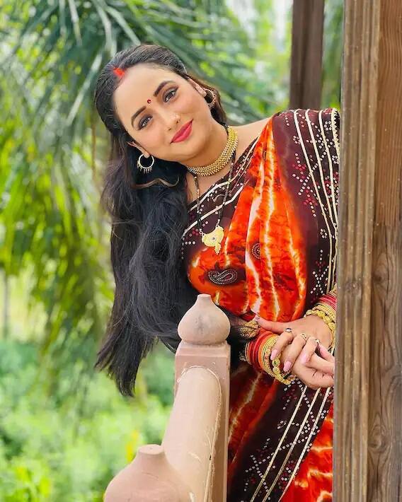 આજકાલ રાની ચેટર્જી પોતાની અપકમિંગ ફિલ્મ 'સૌગંધ ભોલેનાથ કી'ના શૂટિંગમાં બિઝી છે.