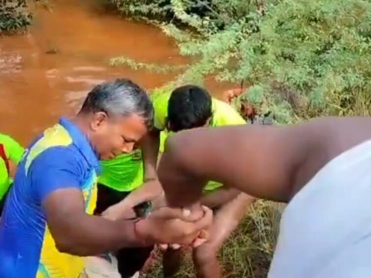 karur: young woman committed suicide by jumping intoawell in karur கரூரில் கிணற்றில் குதித்து இளம் பெண் தற்கொலை - மனஅழுத்தம் காரணமா..?