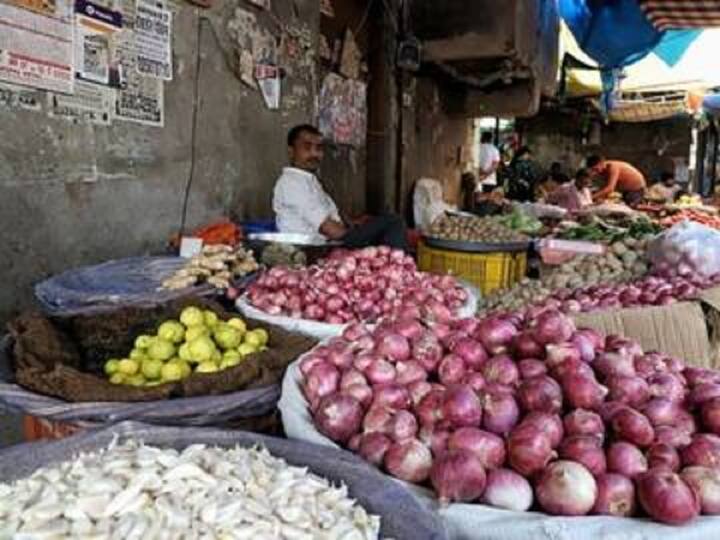 सप्टेंबर महिन्यात किरकोळ महागाईचा दर 7.41 टक्क्यांवर गेला. ऑगस्ट महिन्यात हा दर 7 टक्के इतका होता.