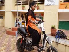 सरकारी शाळेतील पोरं हुशार, दहावीतील विद्यार्थ्यांनी साकारली ई-बाईक