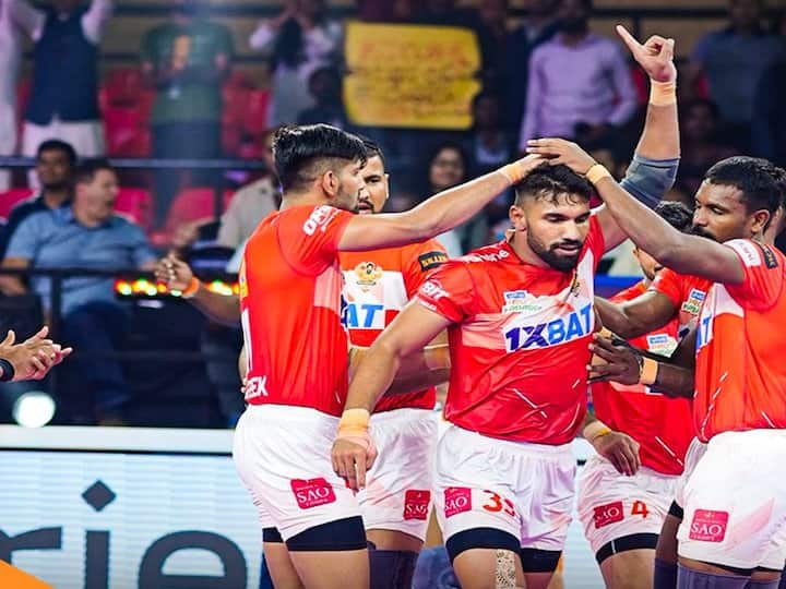 pkl 9 updated points table most raid and tackle points after 14 october matches PKL 9: गुजरात जॉयंट्स को मिली सीजन की पहली जीत के बाद प्वाइंट्स टेबल का हाल, जानें रेडिंग और डिफेंस में कौन से खिलाड़ी आगे