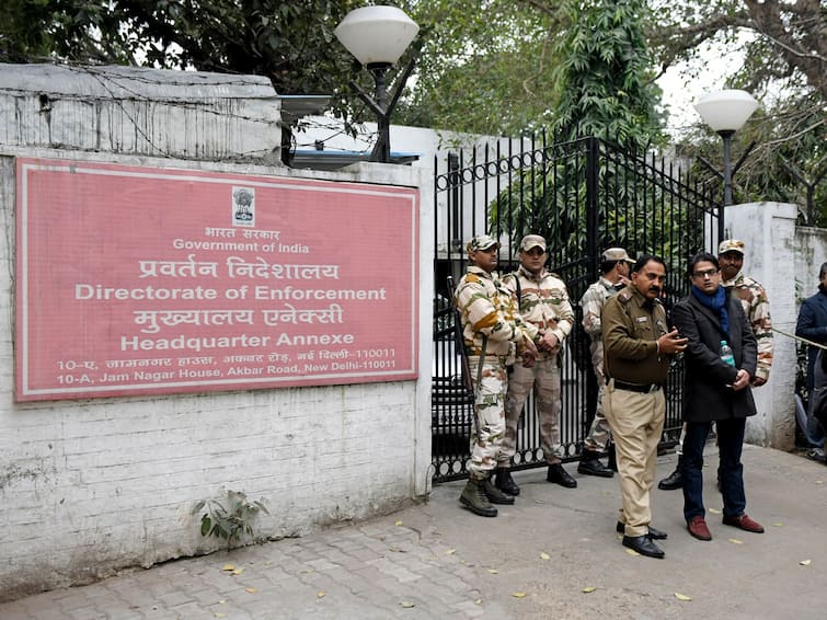 Delhi Excise Policy Case: ED Raids 25 Locations In National Capital For Probe In Alleged Money Laundering Delhi Excise Policy: ED Raids 25 Locations In National Capital For Probe In Money Laundering Case