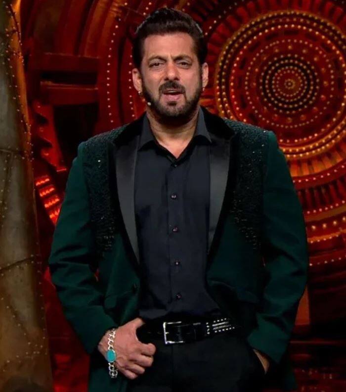 1 अक्टूबर 2022 को शुरू हुआ सलमान खान (Salman Khan) का रियलिटी शो ‘बिग बॉस 16’ (Bigg Boss 16) टॉप 10 में शामिल हो गया है. दो ही हफ्ते में ये 10वें स्थान पर है. आगे देखते हैं कि, ये शो और कितने सीरियल्स को पीछे करता है.
