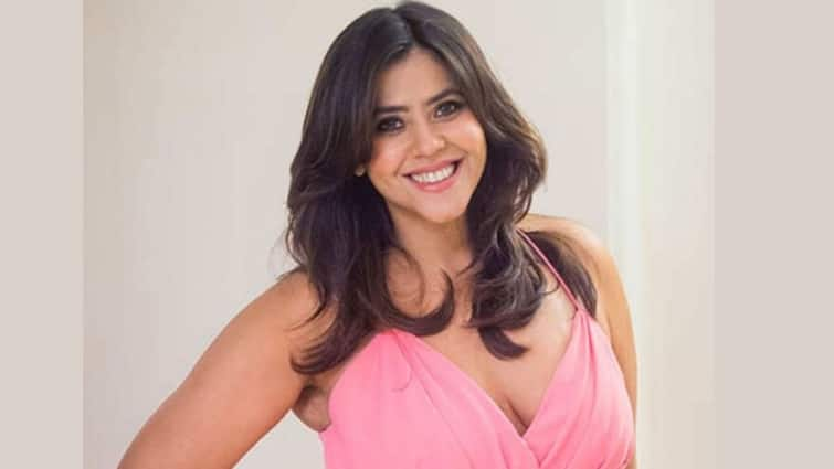 SC Slams Ekta Kapoor: 'You Are Polluting Minds Of Young Generation Of This Country', know in details Ekta Kapoor: 'দেশের তরুণ প্রজন্মের মস্তিষ্ক দূষিত করছেন', একতা কপূরকে ভর্ৎসনা সুপ্রিম কোর্টের