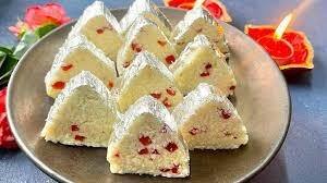 दिवाळी (Diwali 2022) हा प्रकाश आणि आनंदाचा सण आहे. येत्या 21 ऑक्टोबरपासून दिवाळीचा सण सगळीकडे साजरा केला जाणार आहे.