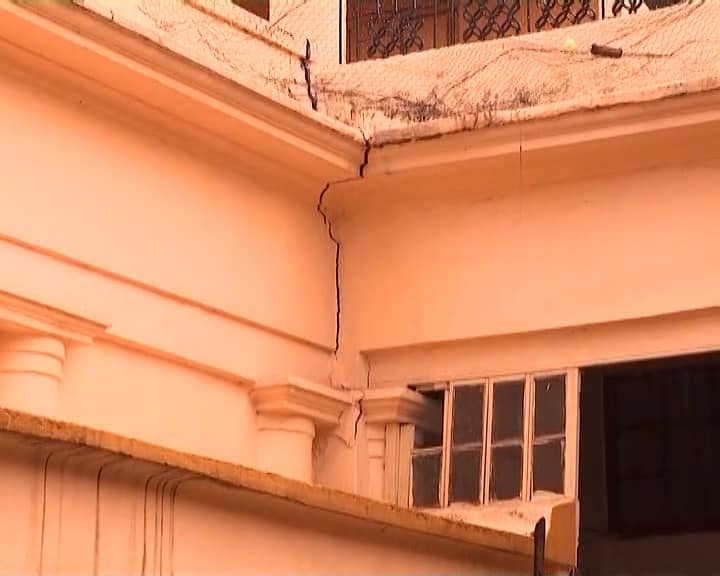 KMRCL’র তরফে, ১৫ দিনের মধ্যে ক্ষতিপূরণ দেওয়ার কথা লিখিত ভাবে জানানো হয়েছে।