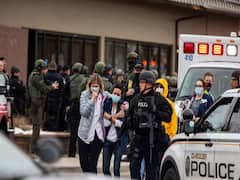 US Shooting: ஓராண்டில் 49,000 பேர் உயிரிழப்பு.. அமெரிக்காவில் அதிகரிக்கும் துப்பாக்கிச் சூடு சம்பவங்கள்.. ஒரு அதிர்ச்சி ரிப்போர்ட்